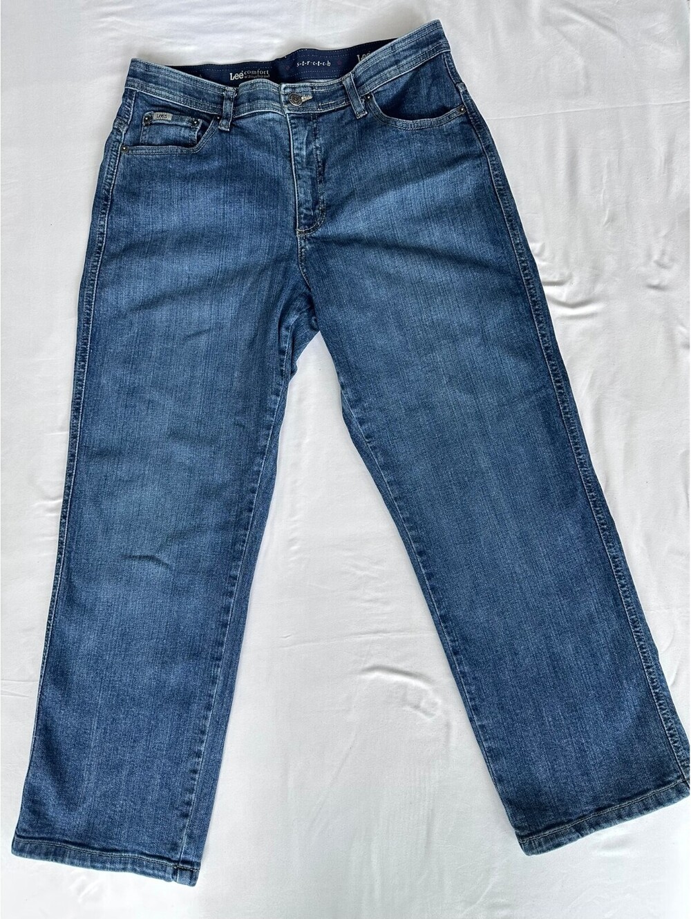 Lee Comfort Waistband Size 12S Petite Straight Leg Medium Wash Stretch Denim